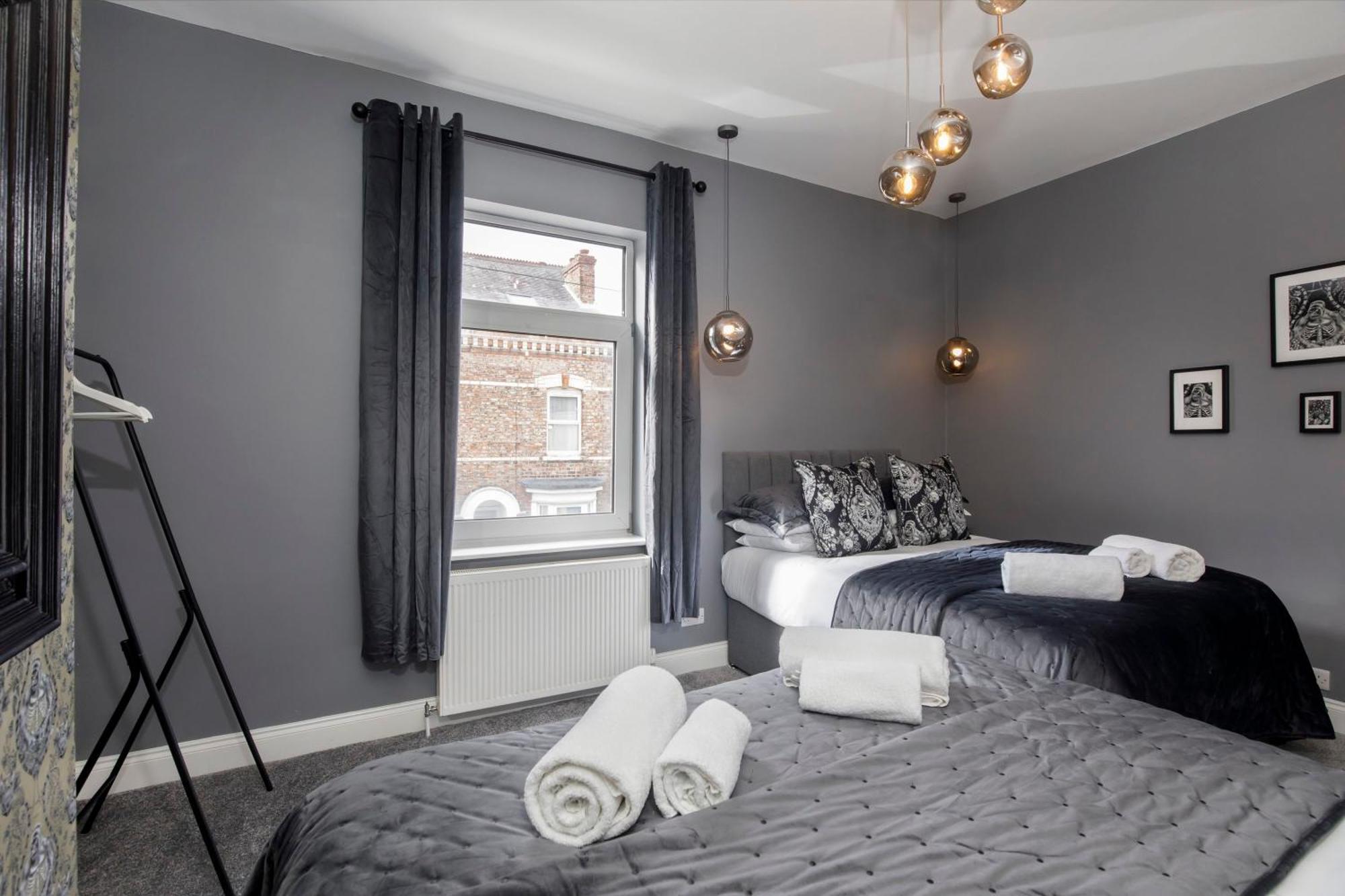 The Milton Sleeps 8 Close To York City Centre Pet Friendly Eksteriør bilde